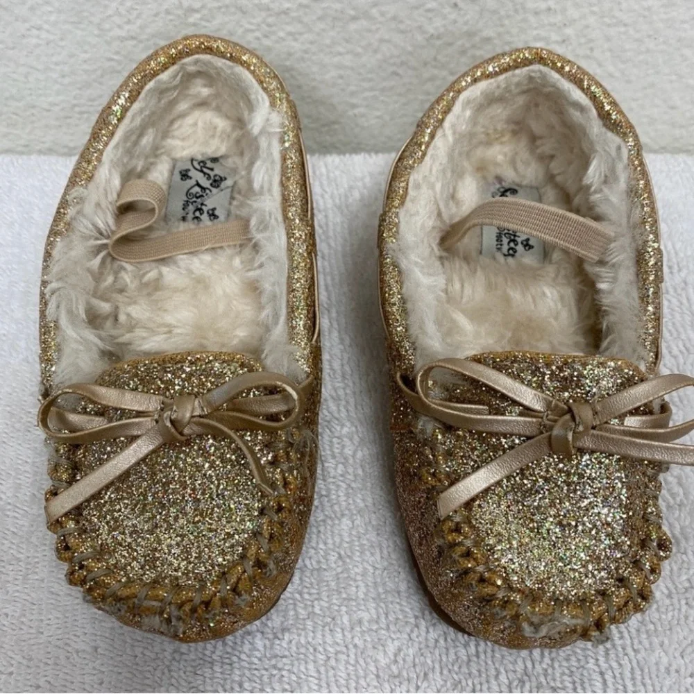 3/$25 Self Esteem Footwear Baby Girl Gold Glitter Faux Fur Moccasins Size 7 Cute